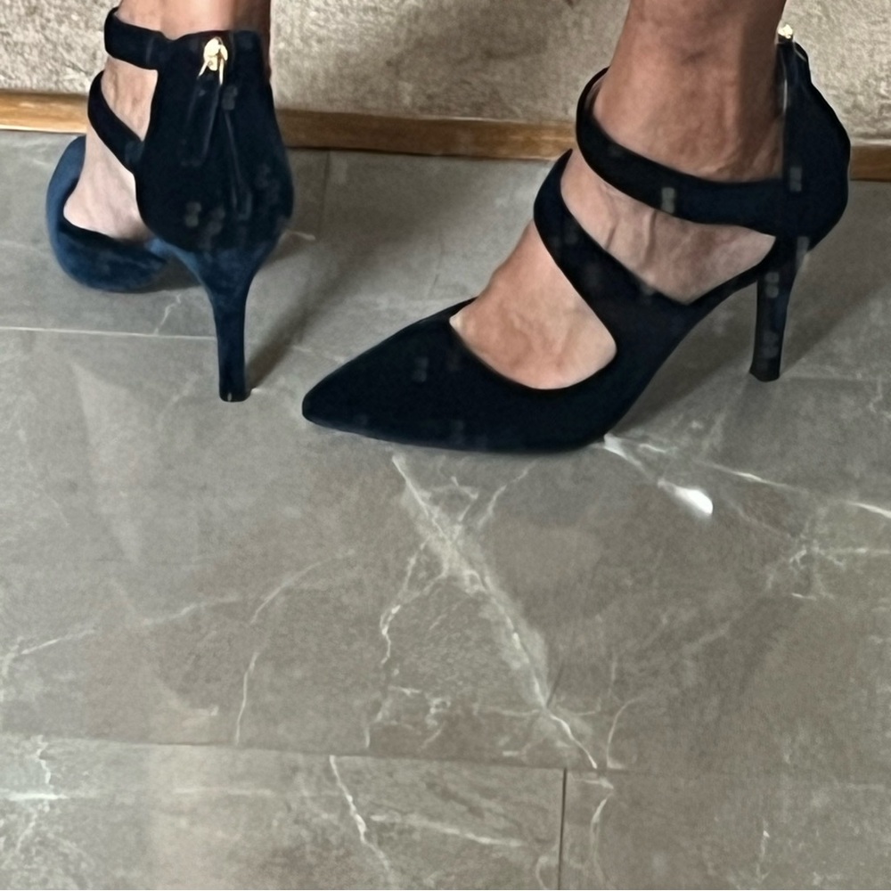 Nine West Navy Blue Velvet Heels